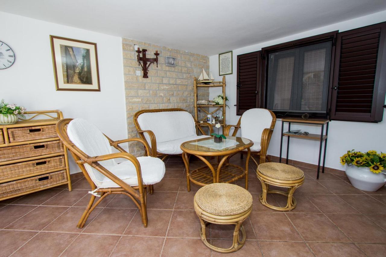 Apartmani Alic Šibenik Exteriör bild